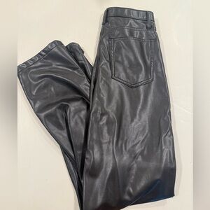 Abercrombie curve love 90s straight ultra high rise 28 Long leather pants